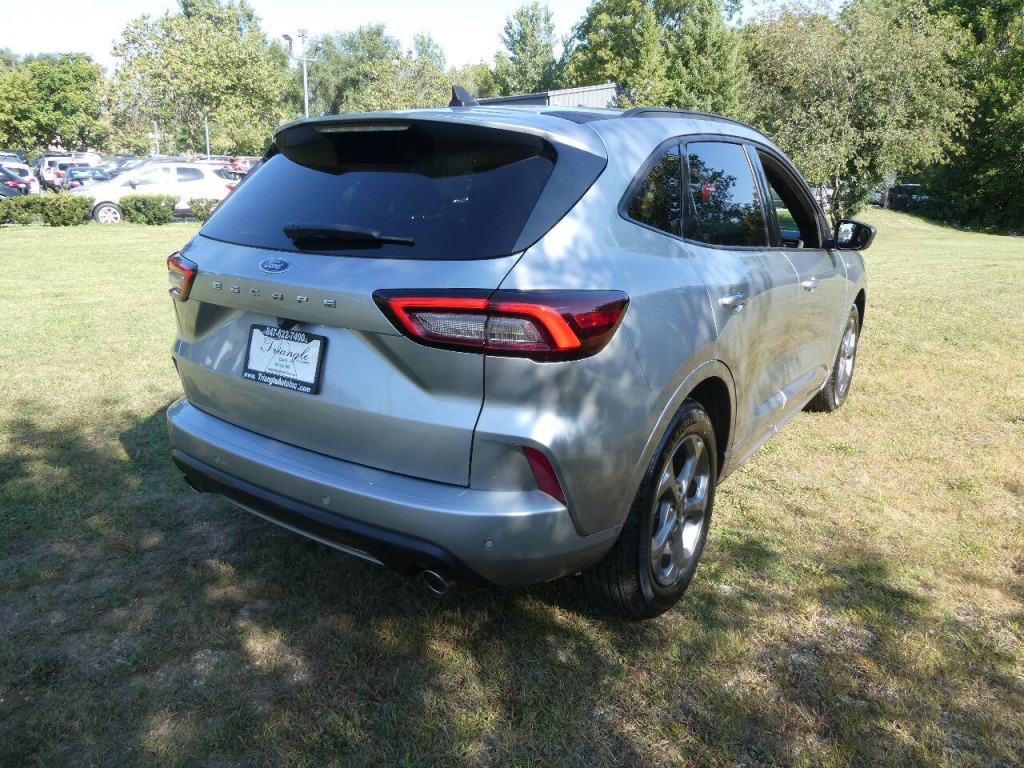 2023 Ford Escape Image 4