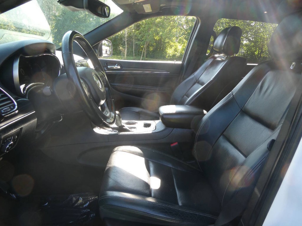 2021 Jeep Grand Cherokee Image 6