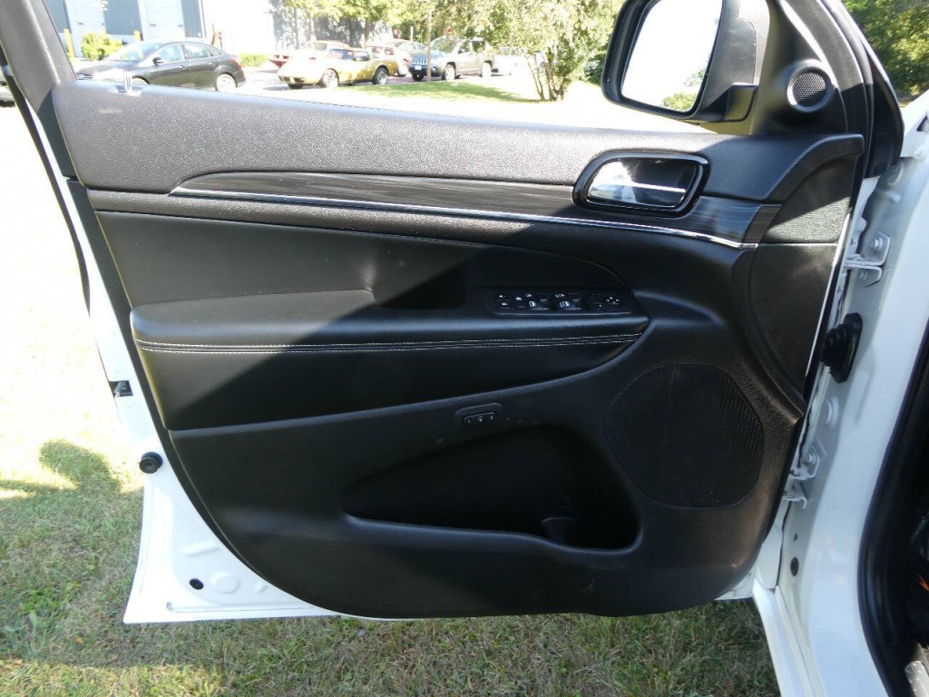 2021 Jeep Grand Cherokee Image 18