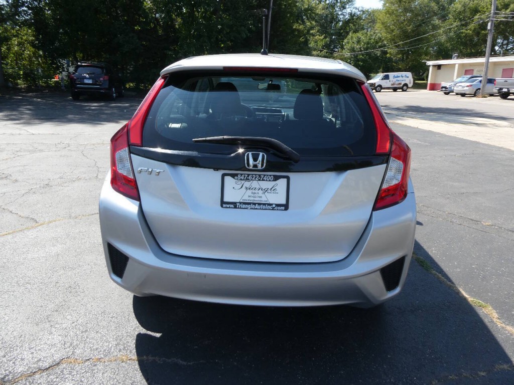 2015 Honda Fit Image 5