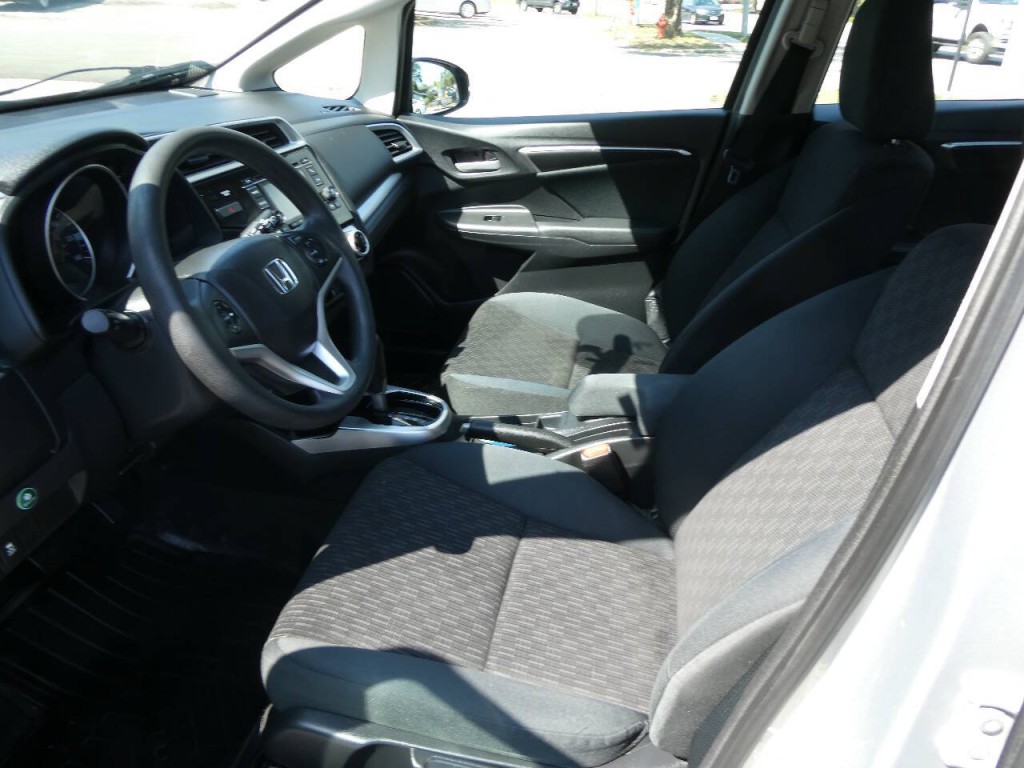 2015 Honda Fit Image 7