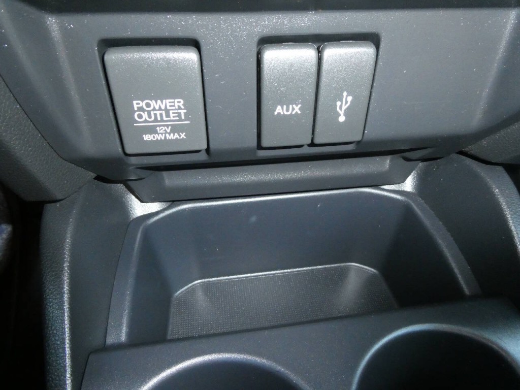 2015 Honda Fit Image 15