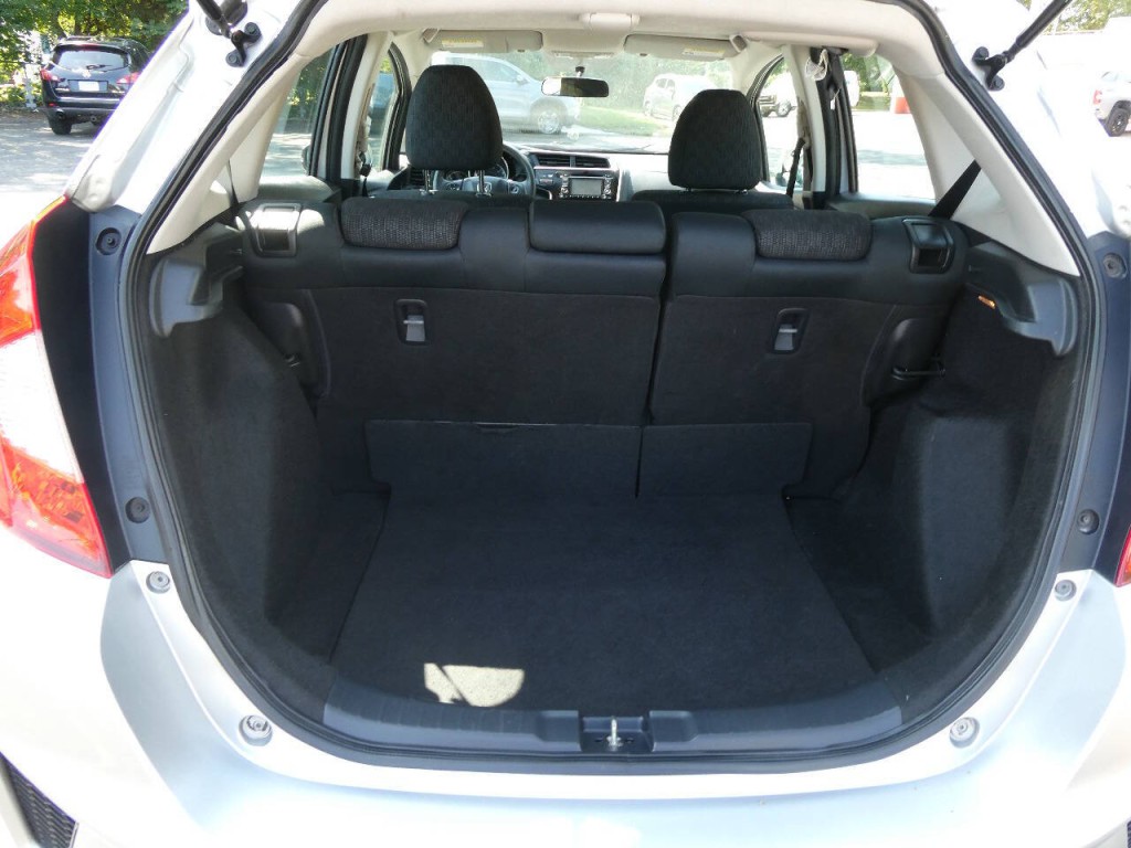 2015 Honda Fit Image 19