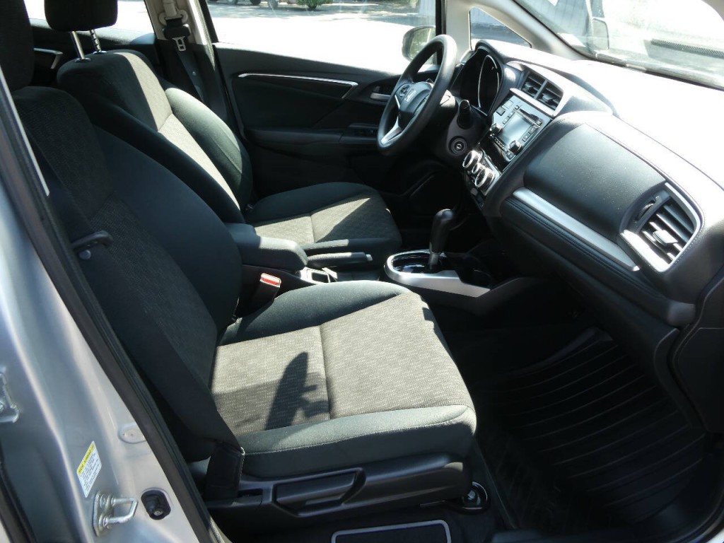 2015 Honda Fit Image 21