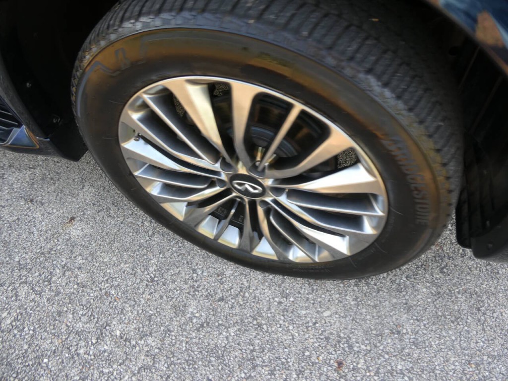 2019 INFINITI QX80 Image 4