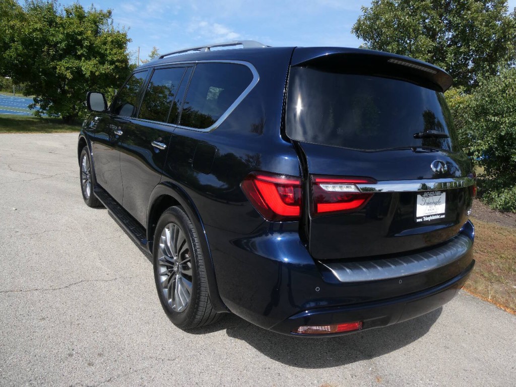 2019 INFINITI QX80 Image 17