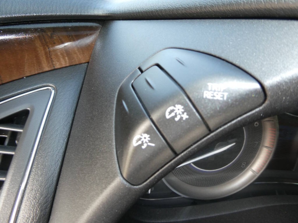 2019 INFINITI QX80 Image 37