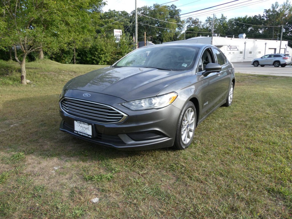 2018 Ford Fusion Image 1