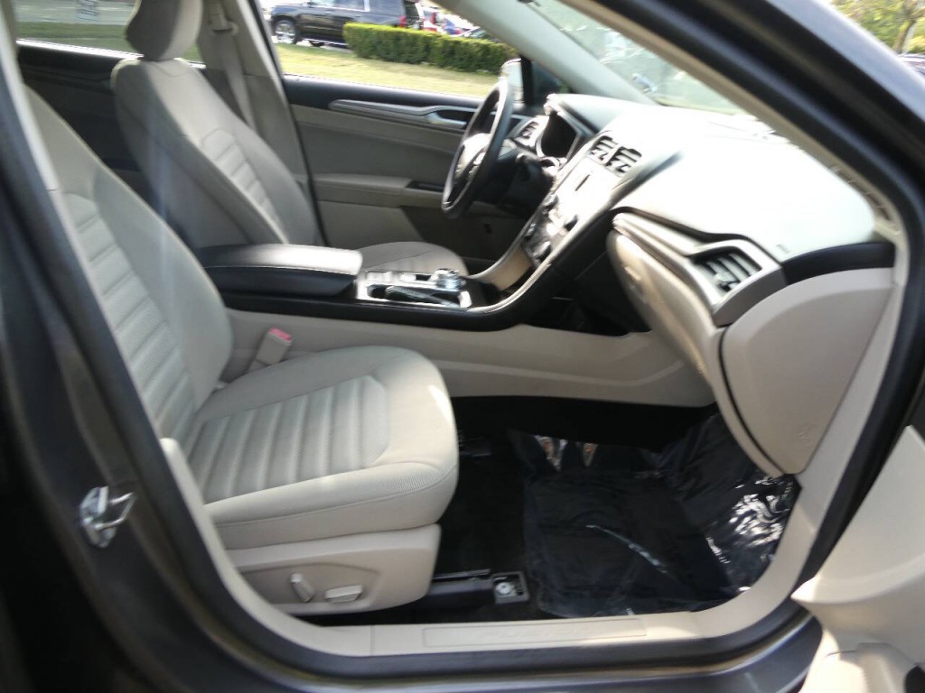 2018 Ford Fusion Image 26