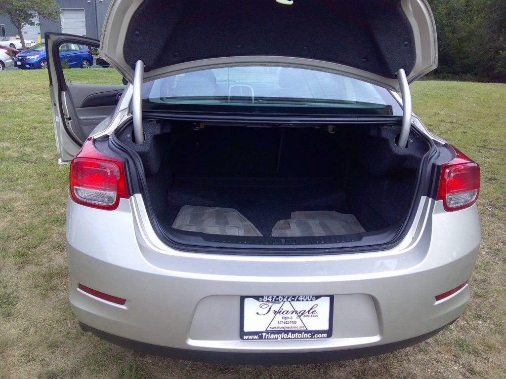 2013 Chevrolet Malibu Image 7