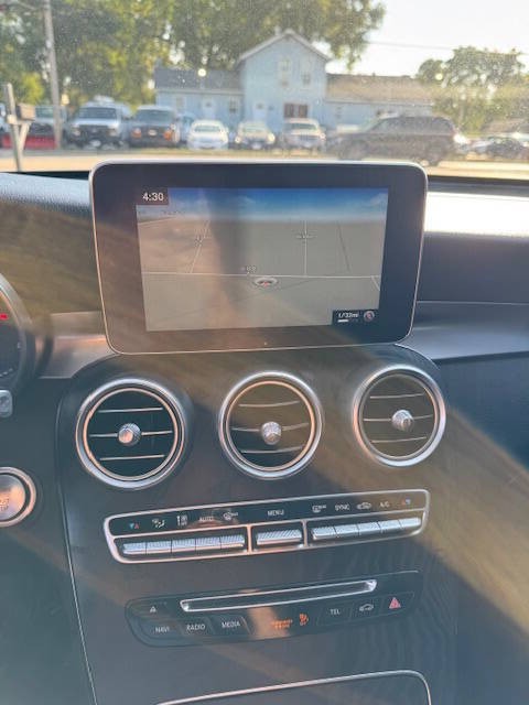 2017 Mercedes-Benz GLC-Class Image 15