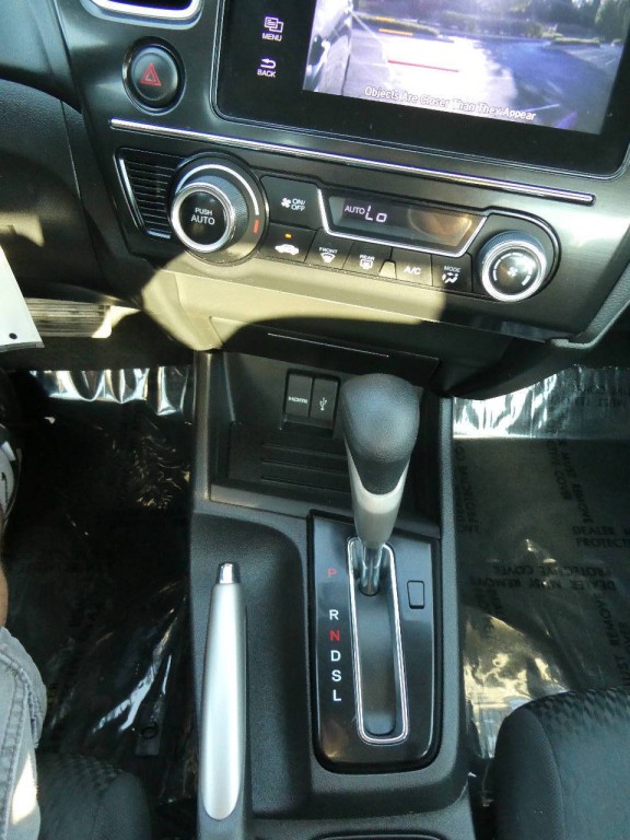 2015 Honda Civic Image 20