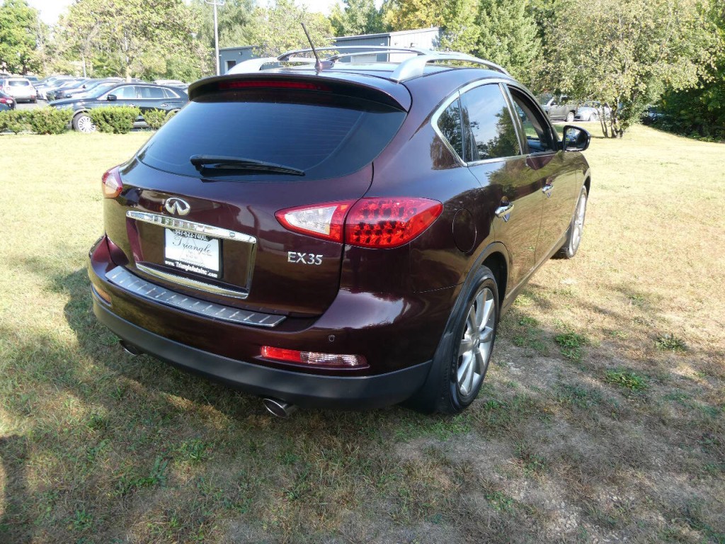 2012 INFINITI EX35 Image 4