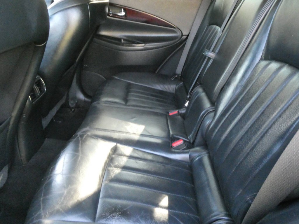 2012 INFINITI EX35 Image 22