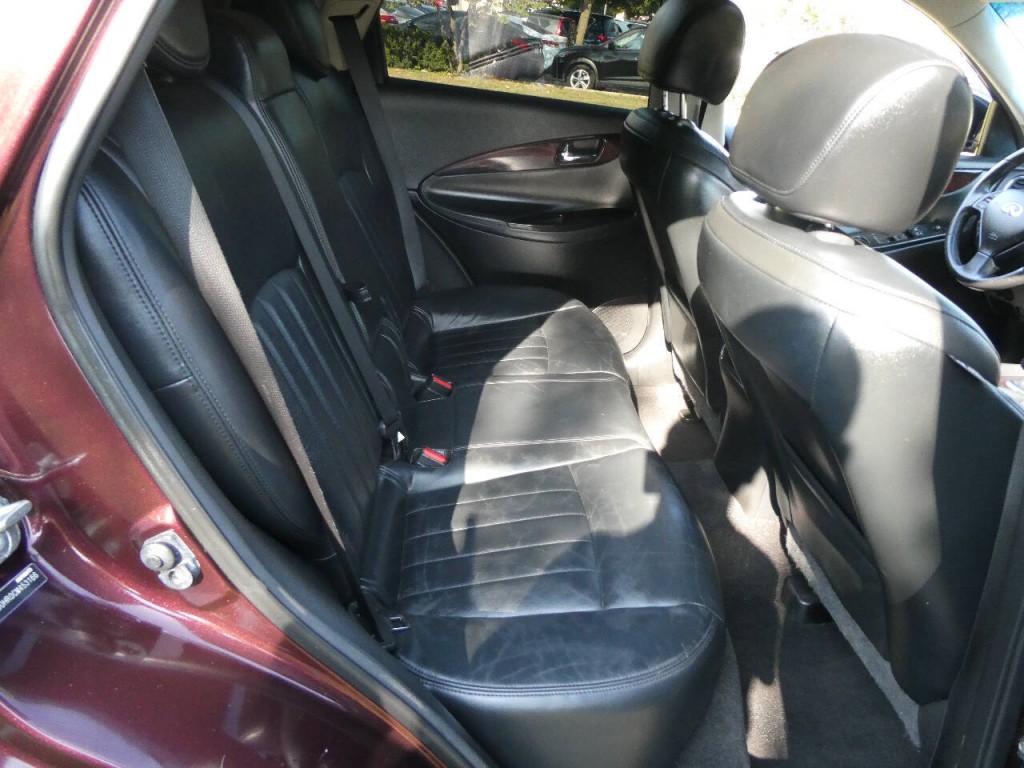 2012 INFINITI EX35 Image 25