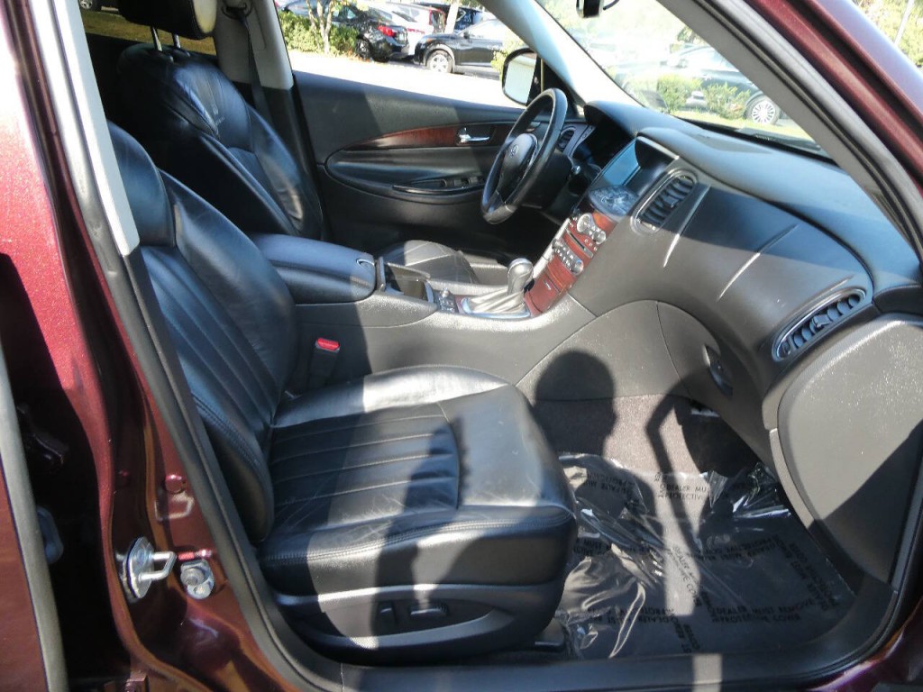 2012 INFINITI EX35 Image 26