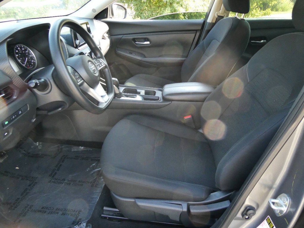 2022 Nissan Sentra Image 8