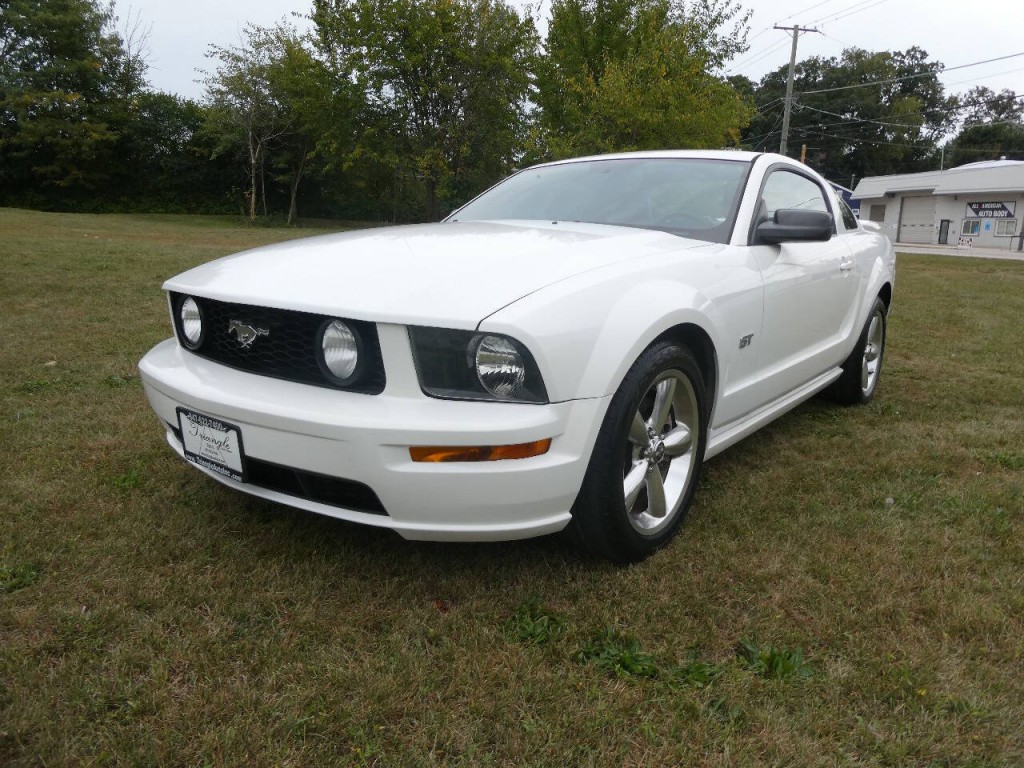 2007 Ford Mustang Image 1