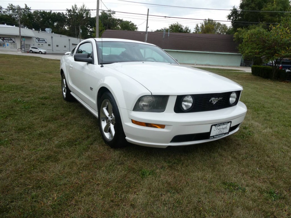 2007 Ford Mustang Image 3