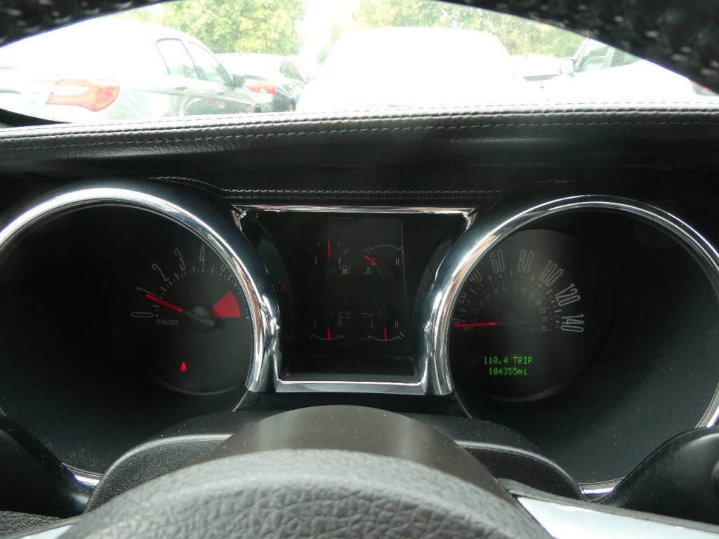 2007 Ford Mustang Image 13