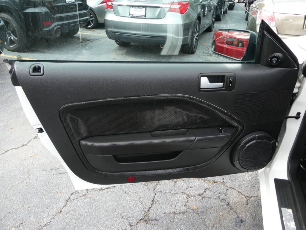 2007 Ford Mustang Image 17