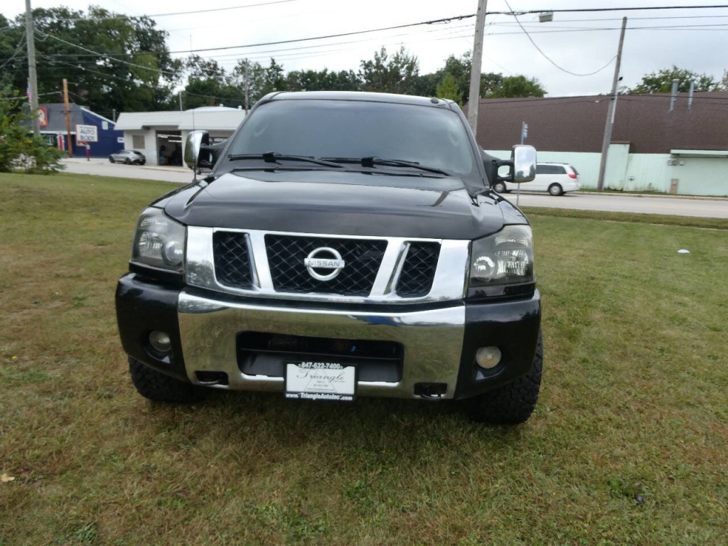 2008 Nissan Titan Image 2