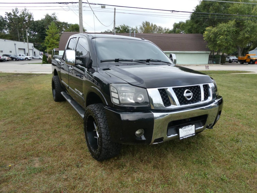 2008 Nissan Titan Image 3