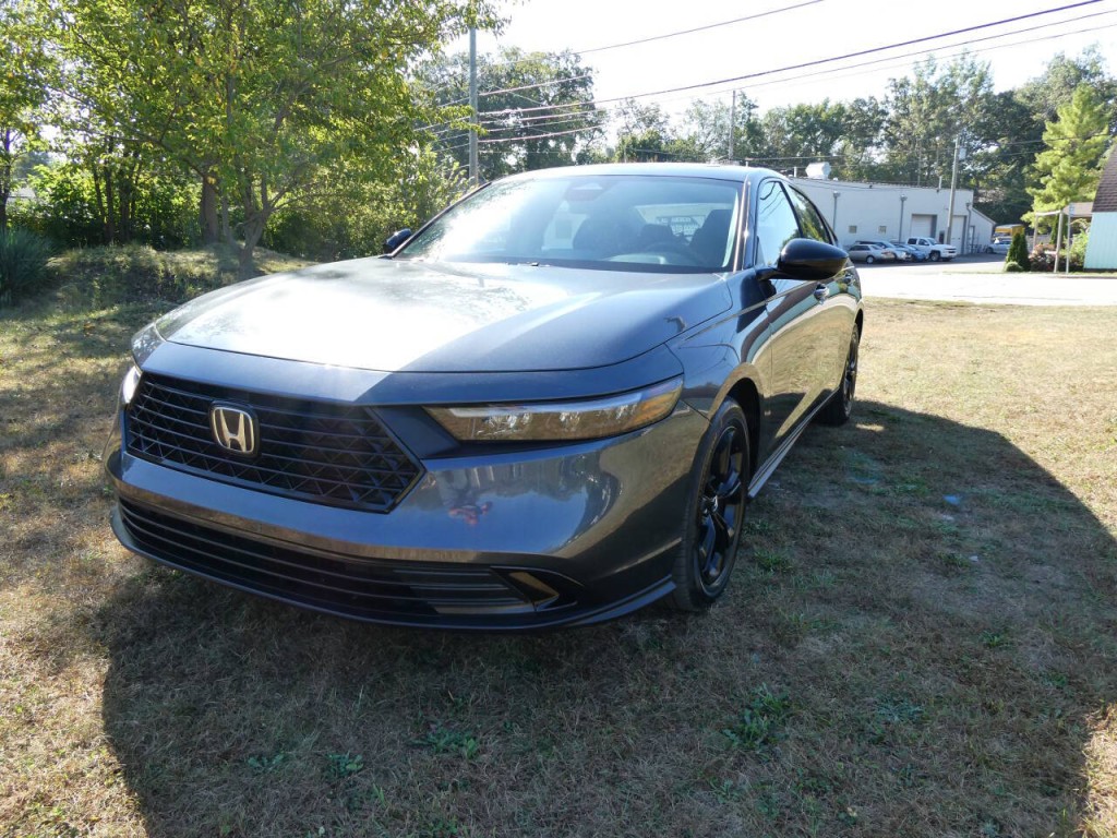 2025 Honda Accord Image 1
