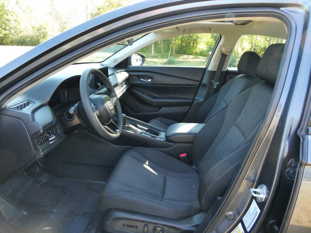 2025 Honda Accord Image 8