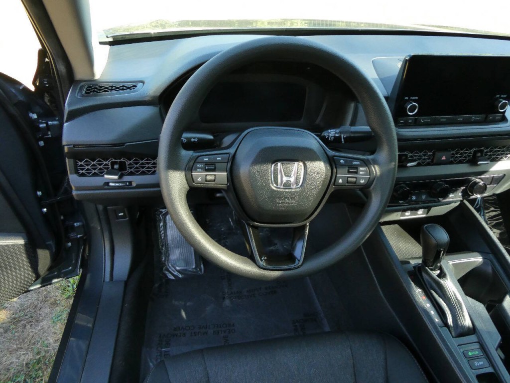 2025 Honda Accord Image 11