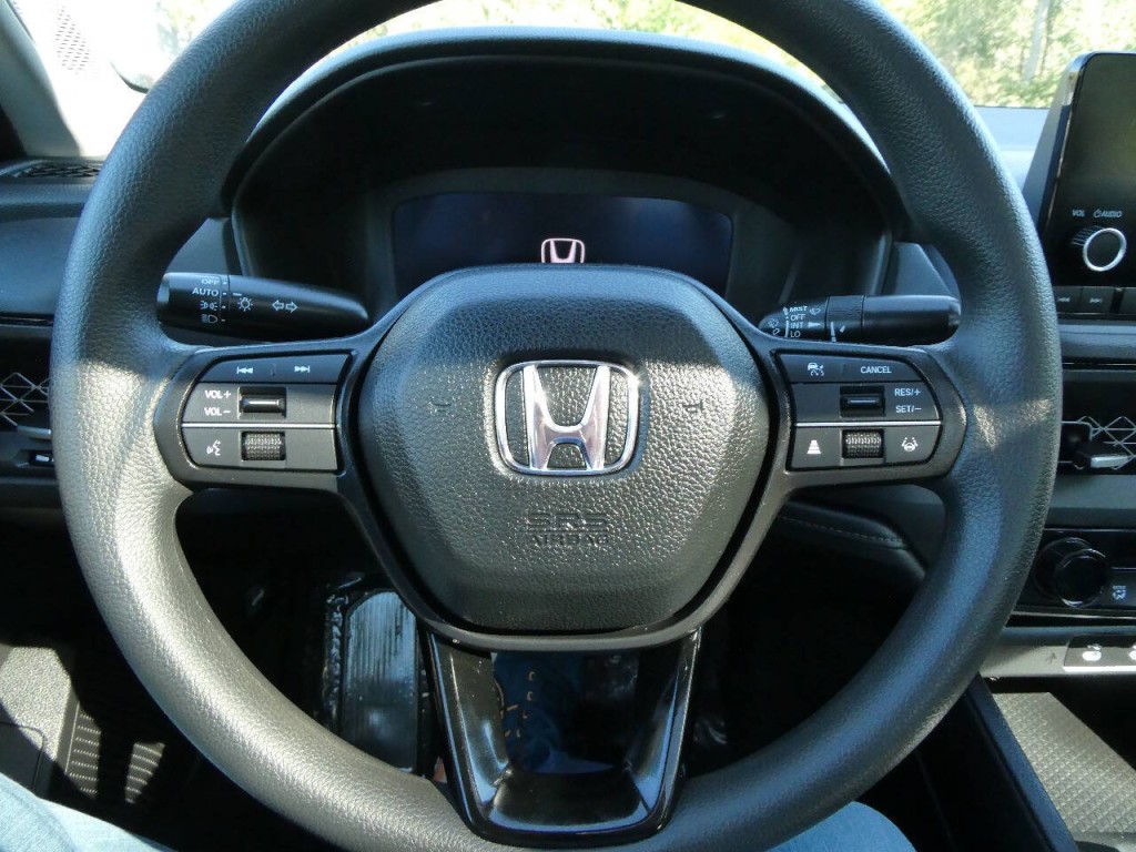 2025 Honda Accord Image 12