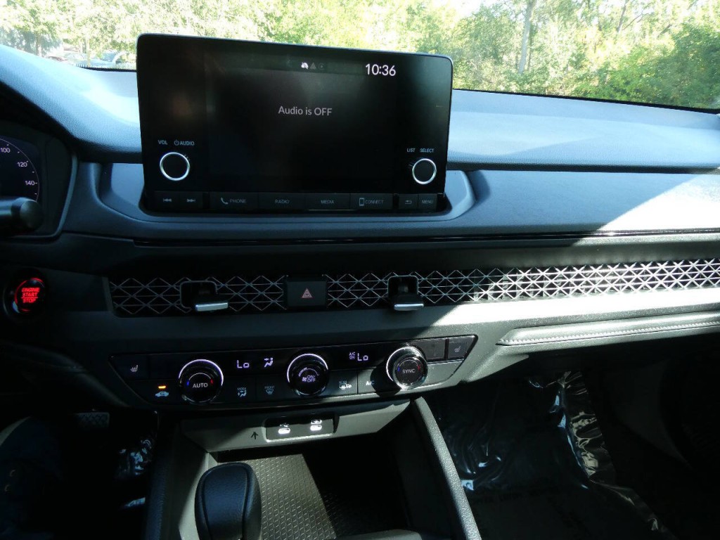 2025 Honda Accord Image 16
