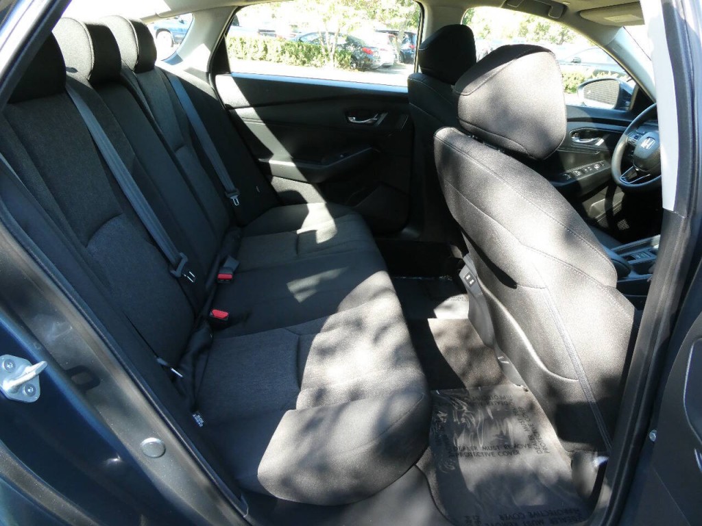 2025 Honda Accord Image 25