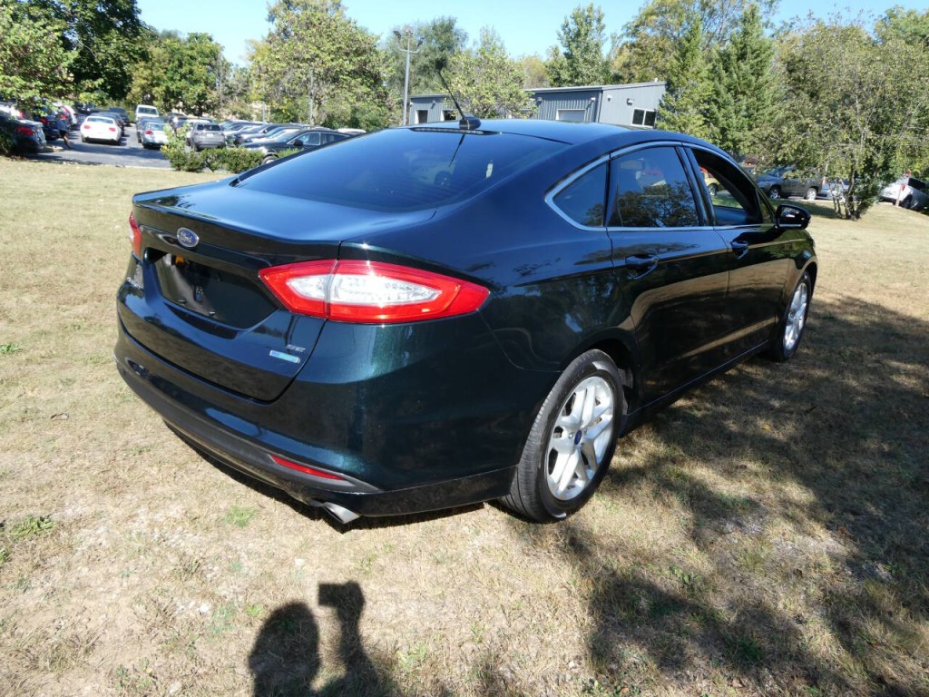 2014 Ford Fusion Image 5