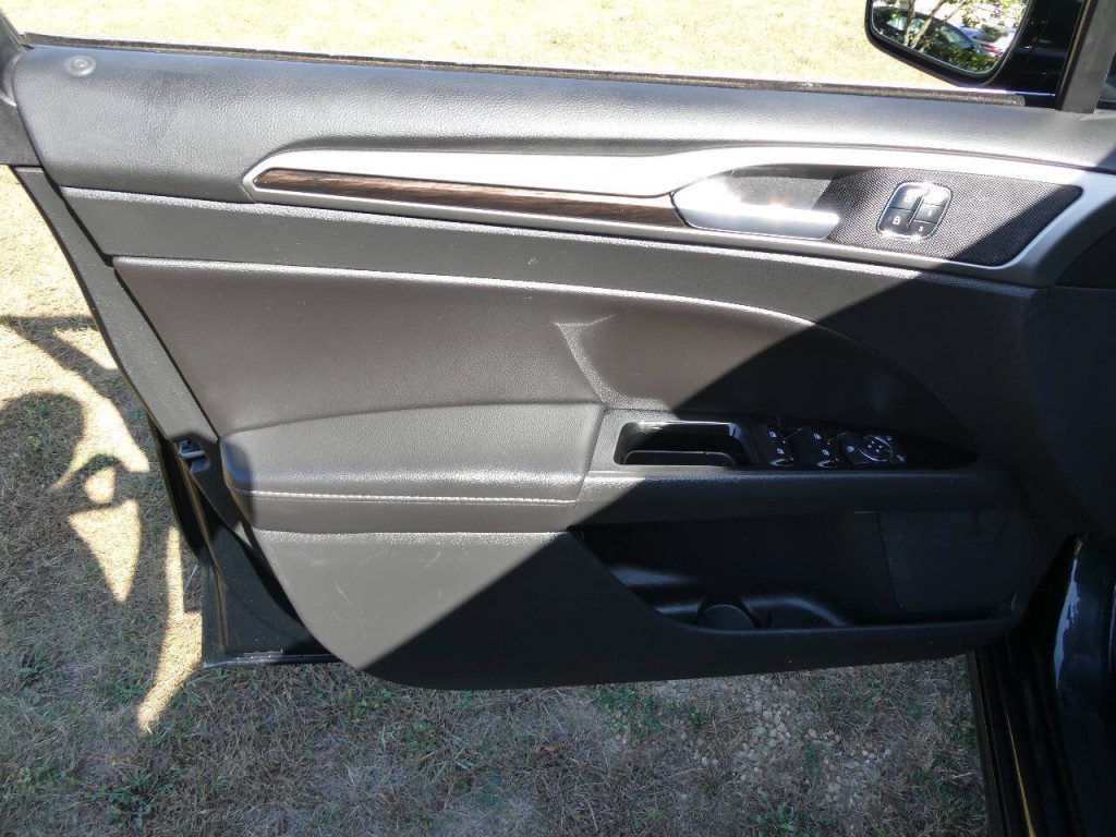 2014 Ford Fusion Image 18