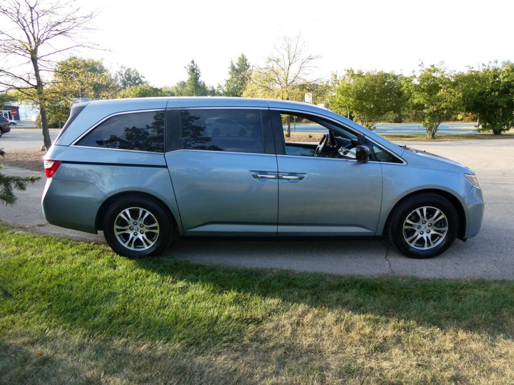 2012 Honda Odyssey Image 4
