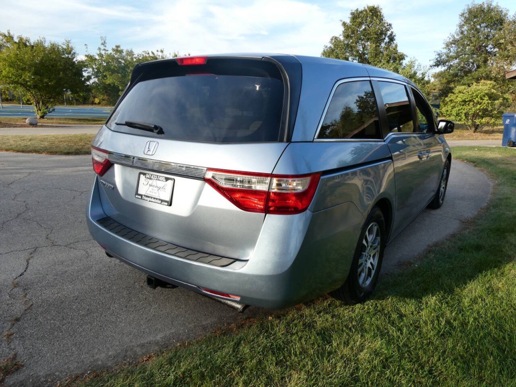 2012 Honda Odyssey Image 5