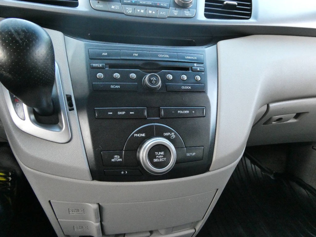 2012 Honda Odyssey Image 14