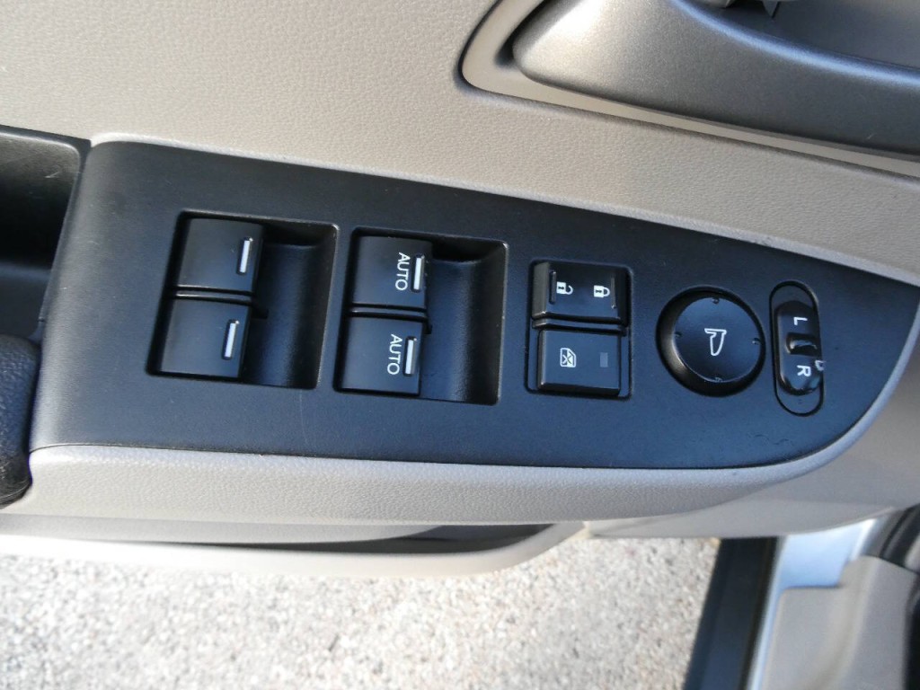 2012 Honda Odyssey Image 17