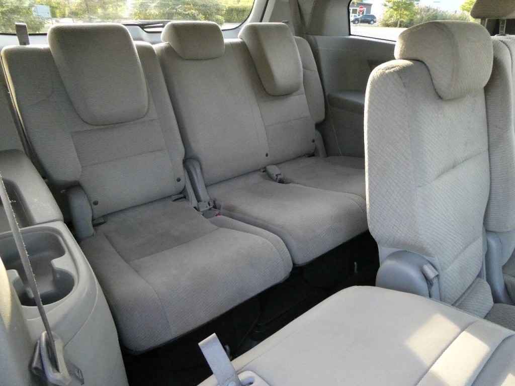 2012 Honda Odyssey Image 23