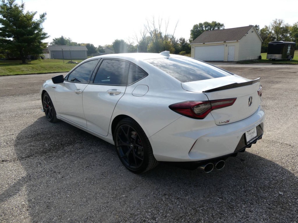 2022 Acura TL Image 7