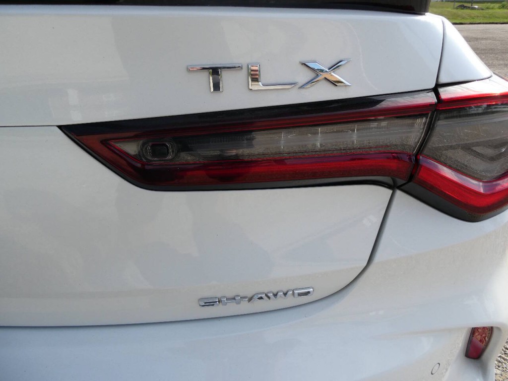 2022 Acura TL Image 41