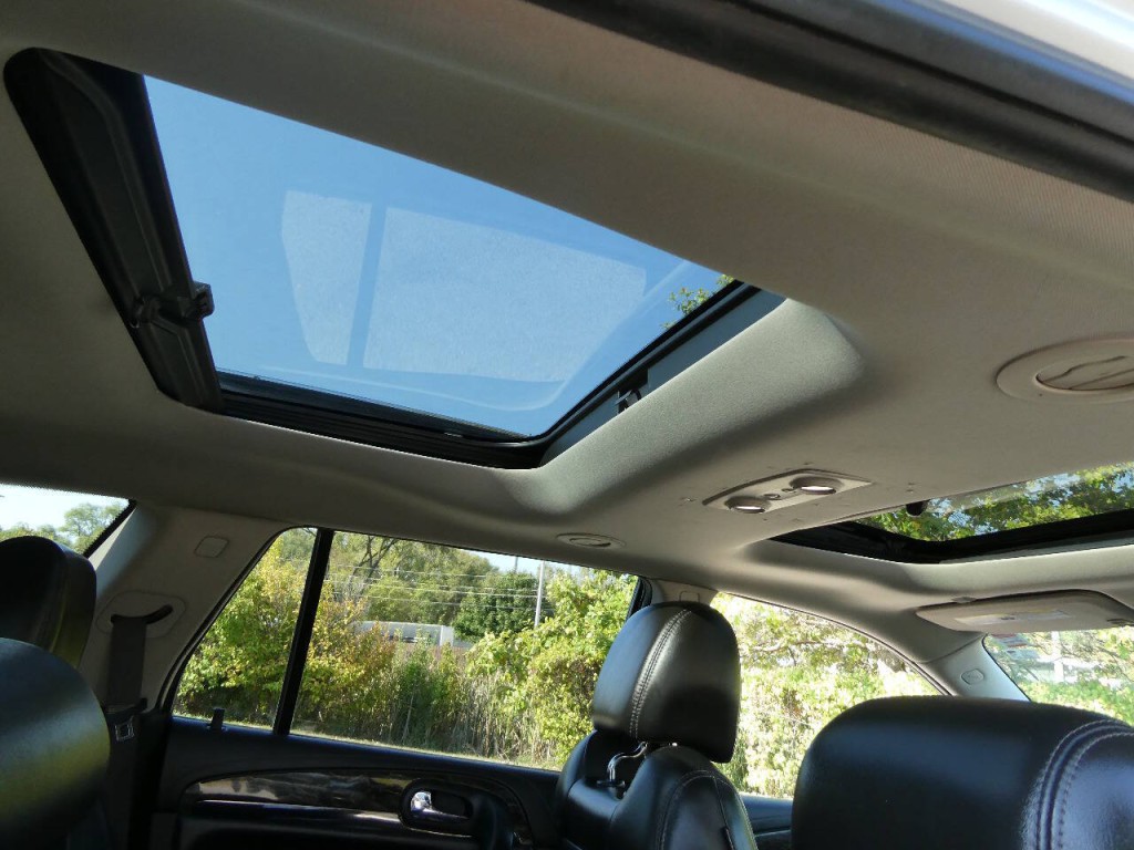 2014 Buick Enclave Image 16