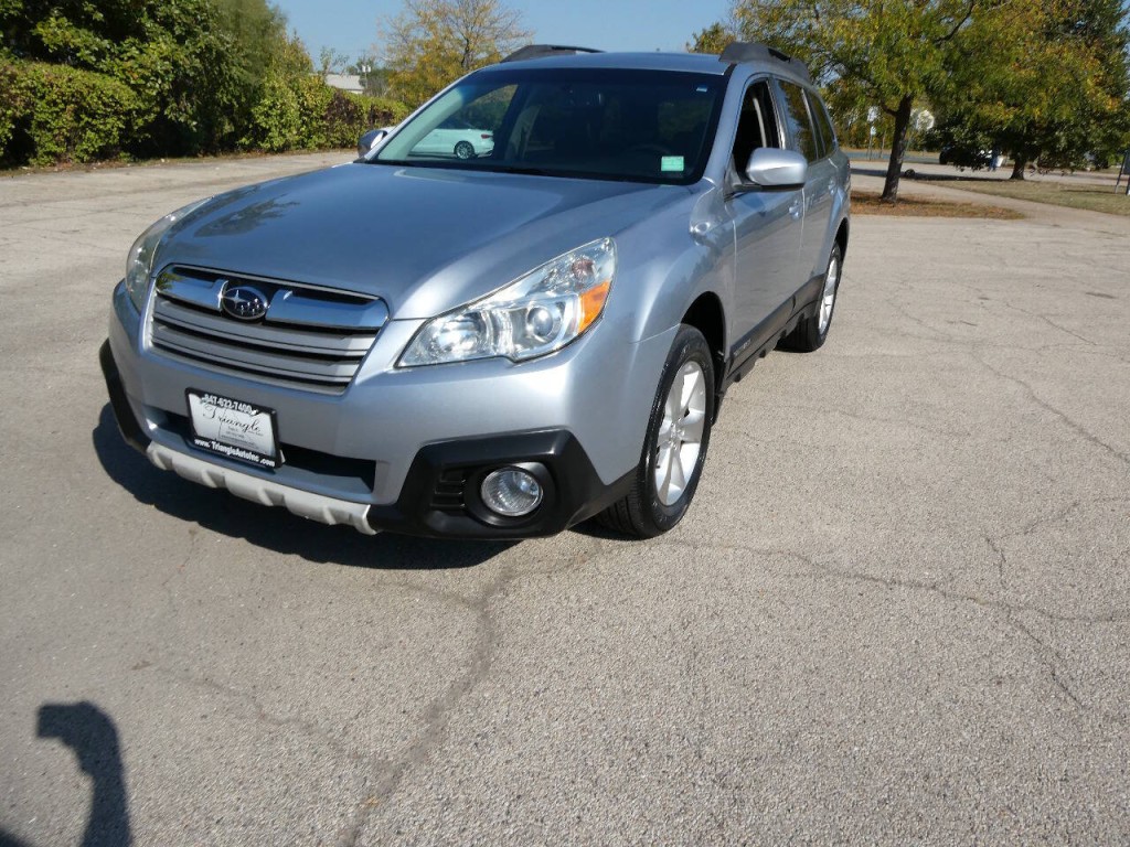 2014 Subaru Outback Image 1