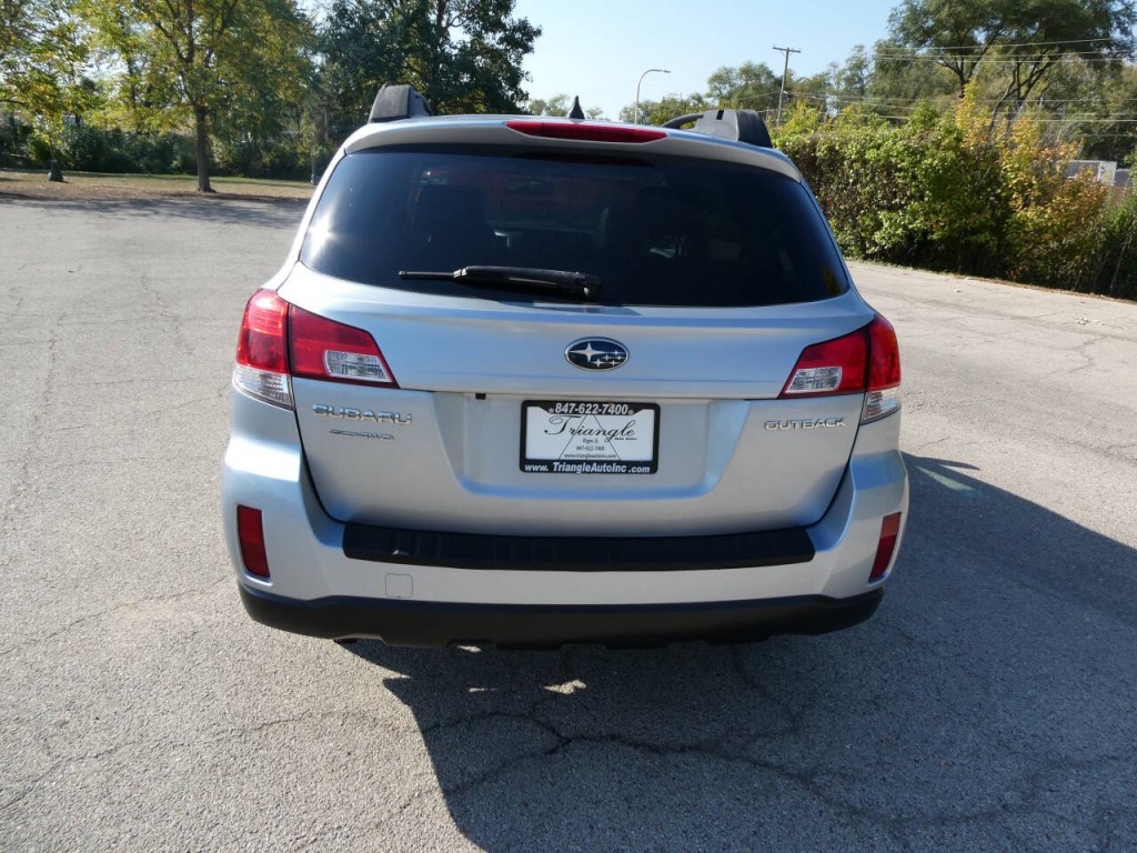 2014 Subaru Outback Image 5