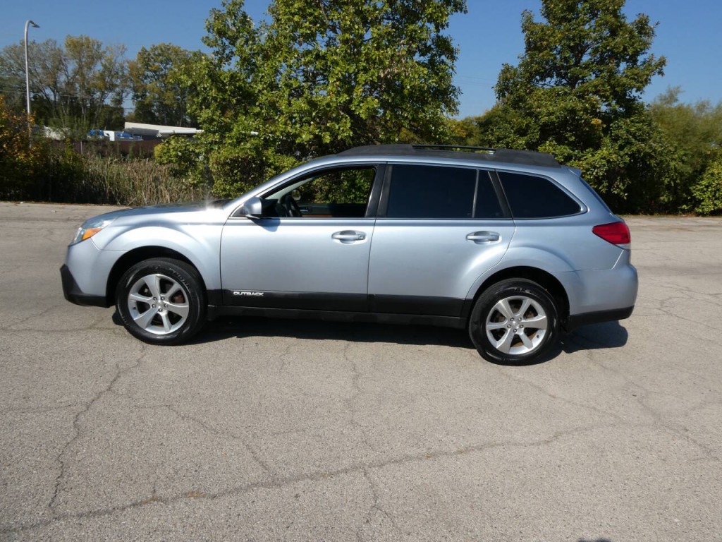 2014 Subaru Outback Image 7