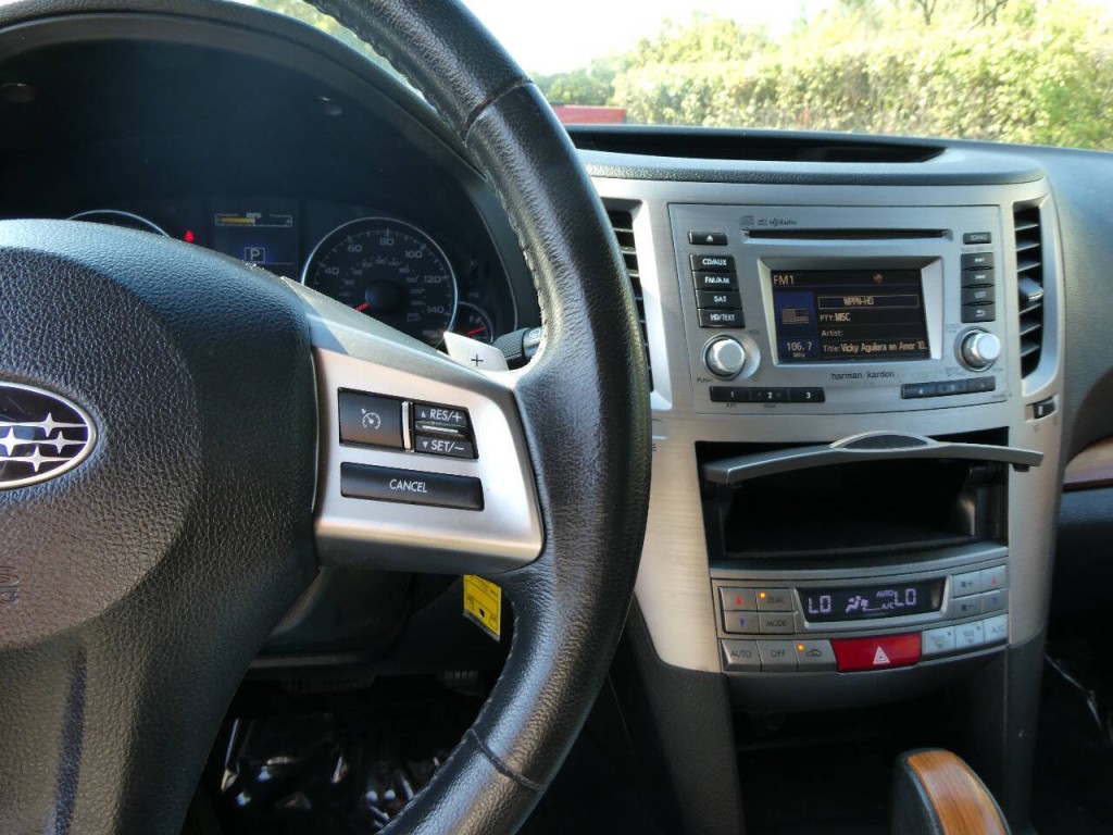 2014 Subaru Outback Image 11