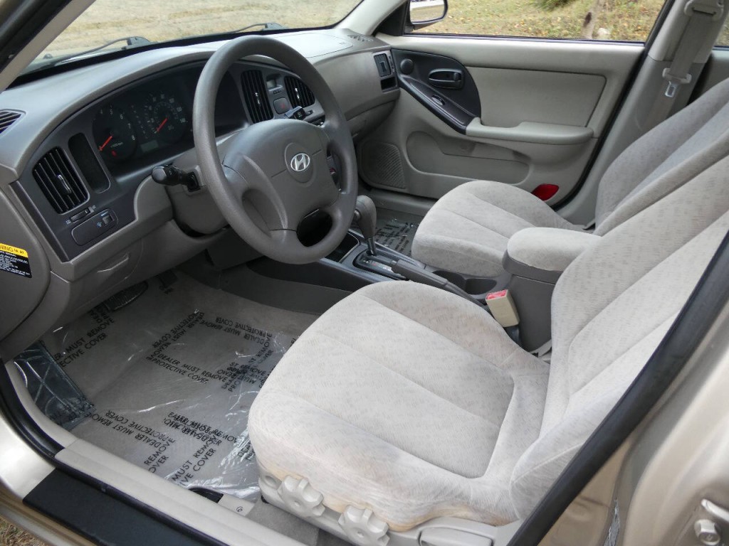 2006 Hyundai Elantra Image 8