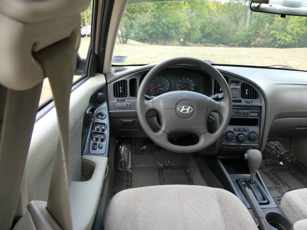 2006 Hyundai Elantra Image 10