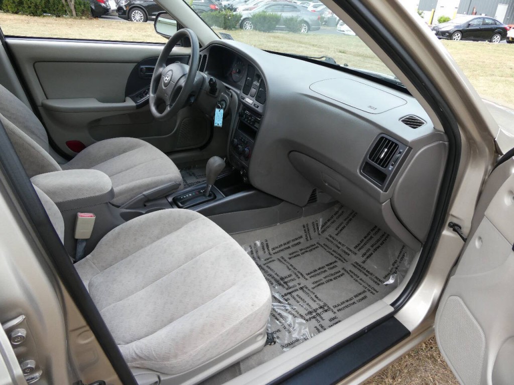 2006 Hyundai Elantra Image 17